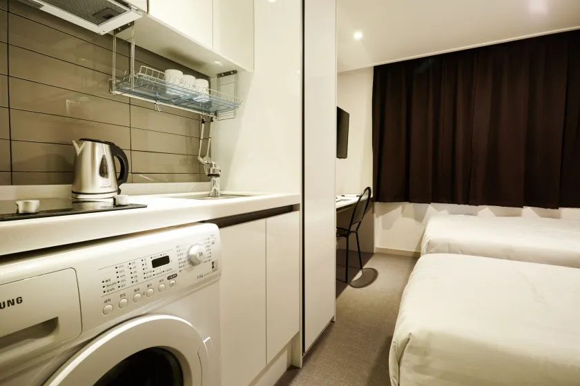 Top Hotel & Residence - Image 1