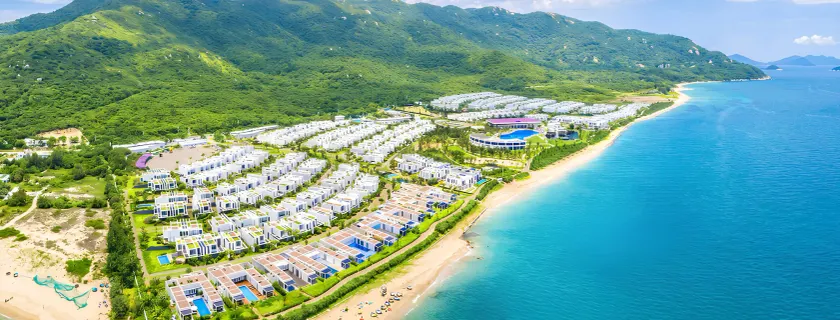 Oceanami Villas & Beach Club - Image 1