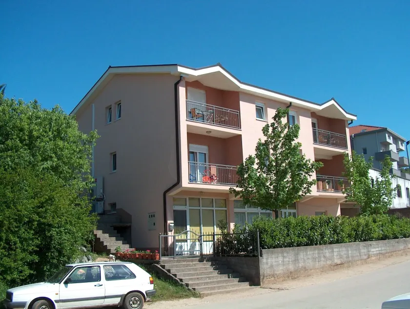 Villa Petra - Image 1