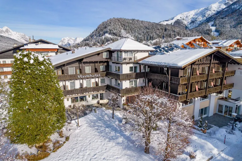 Parkhotel Seefeld - Image 1