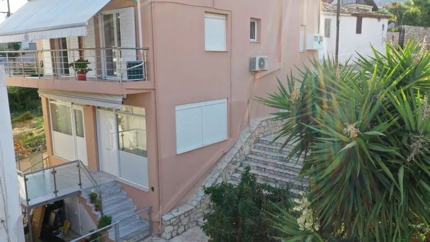 Kanakaris Apartments - Image 1