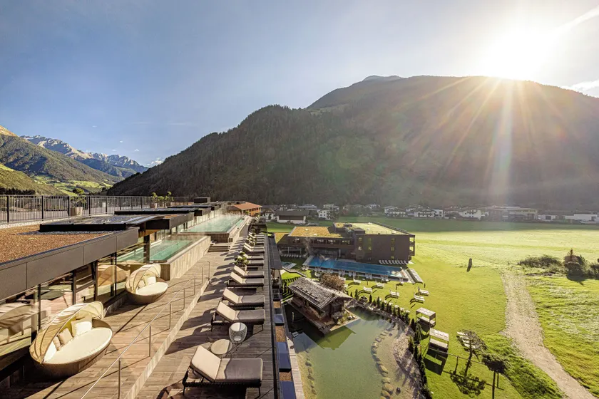 Alpin & Spa Resort Schwarzenstein - Image 1