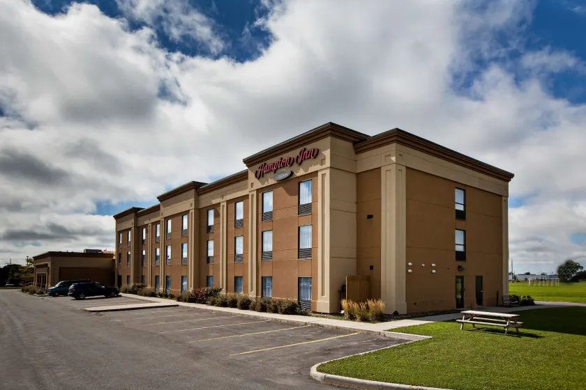 Hampton Inn By Hilton Napanee - Image 1
