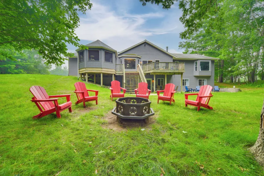 Swim Dock & Game Room: Lakefront Home in Siren! - Image 1