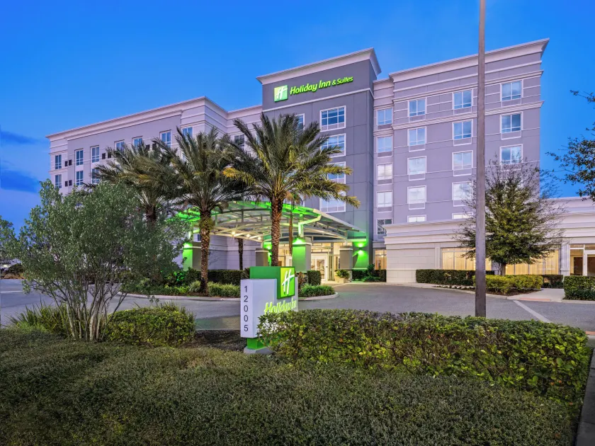 Holiday Inn & Suites Orlando - I-Drive - Theme Parks by IHG - Image 1