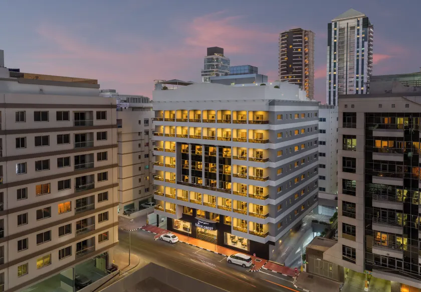 Savoy Crest Hotel Apartments - Image 1