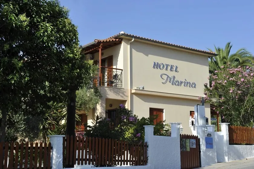 Hotel Marina - Image 1