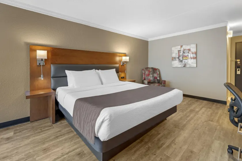 Best Western Hotel Universel Drummondville - Image 1