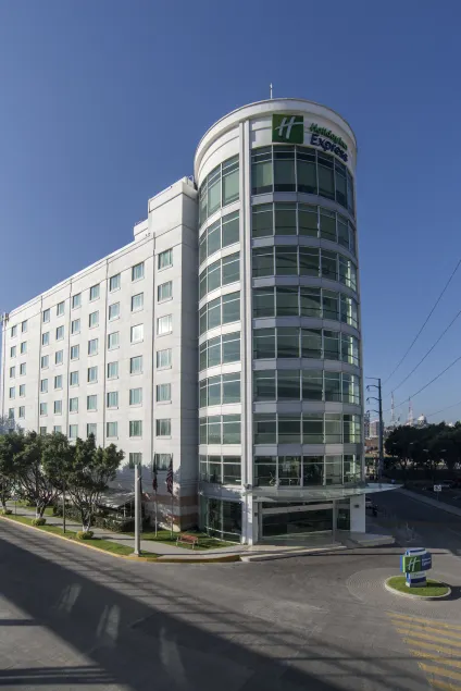 Holiday Inn Express Puebla by IHG - Image 1