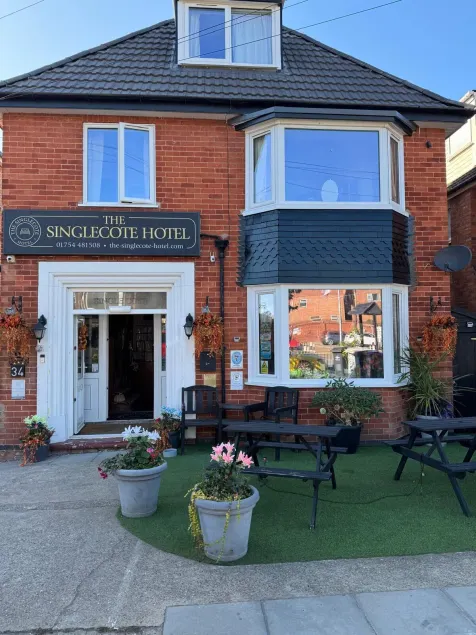 The Singlecote Hotel - Image 1
