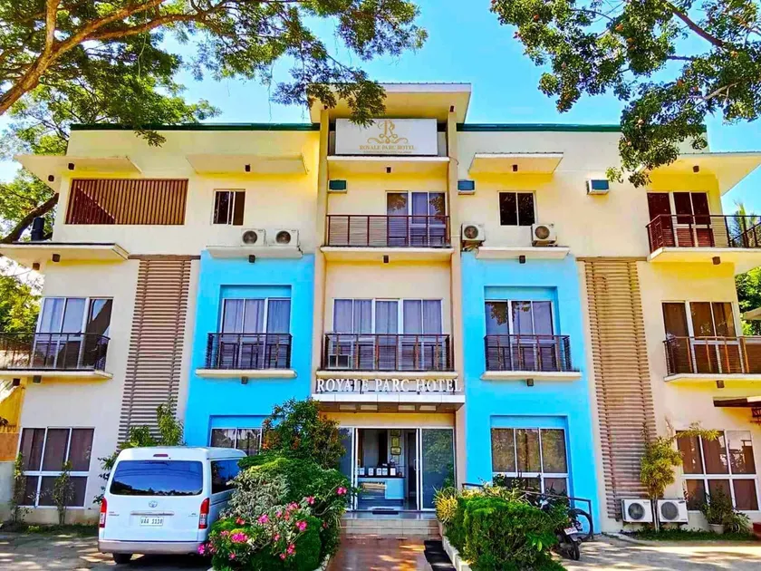 Royale Parc Hotel Puerto Princesa Palawan - Image 1