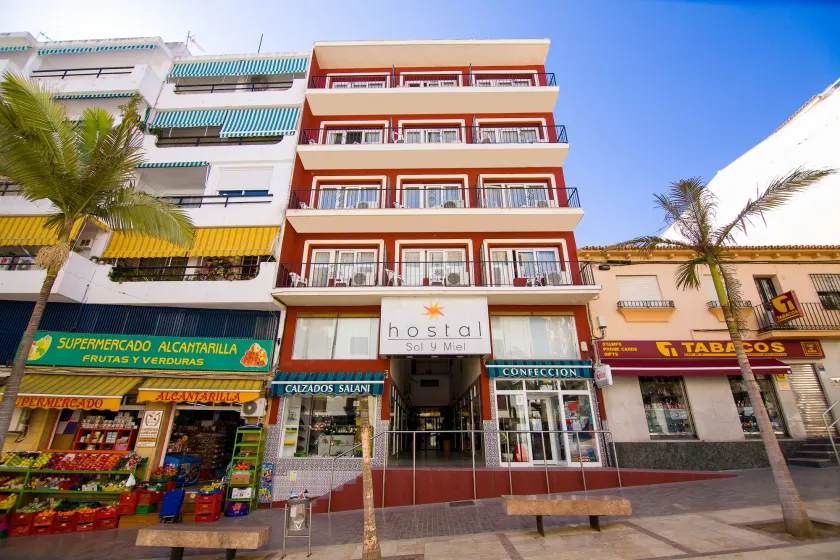 Hostal Sol y Miel - Image 1