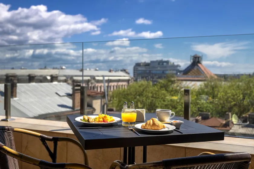 Ayvazovsky Hotel - Image 1