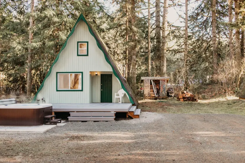 Cabin 54 - A Nostalgic and Rustic Mountain Retreat - Image 1