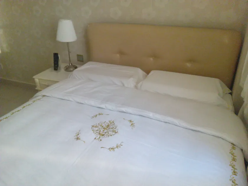 Jayleen Clarke Quay Hotel - Image 1