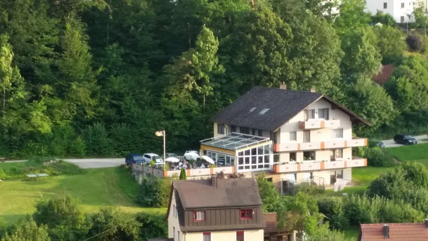 Hotel-Pension Haus Hubertus - Image 1