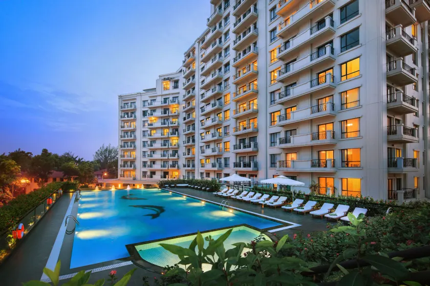 Elegant Suites Westlake - Image 1