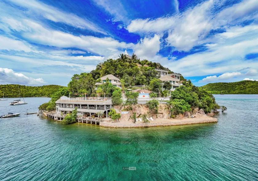 Pearl Bay Villas Private Resort - Image 1
