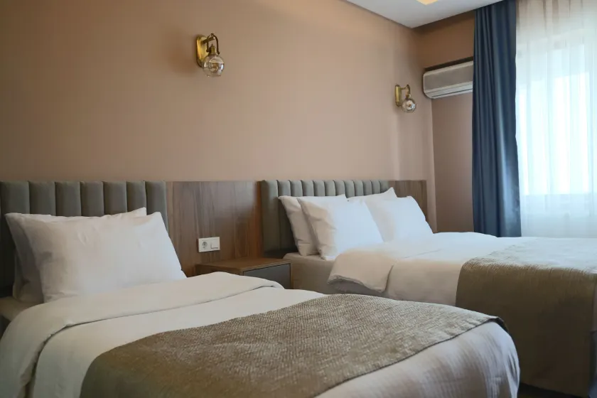 Otel 57 - Image 1