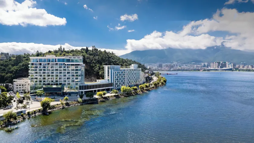 Hotel Indigo Dali Erhai by IHG - Image 1