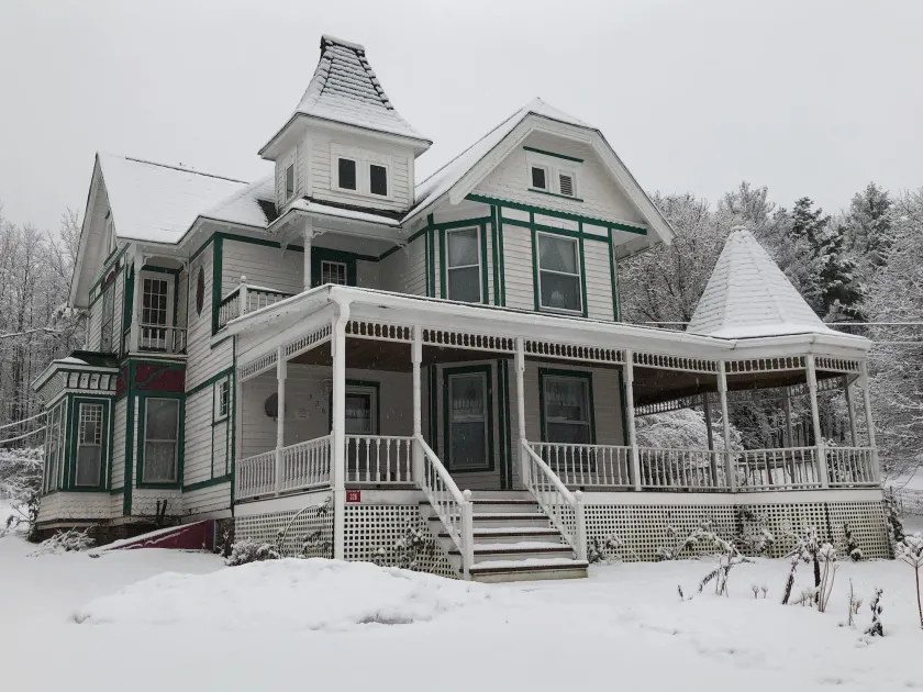 Antique Rose Inn Windham - Image 1