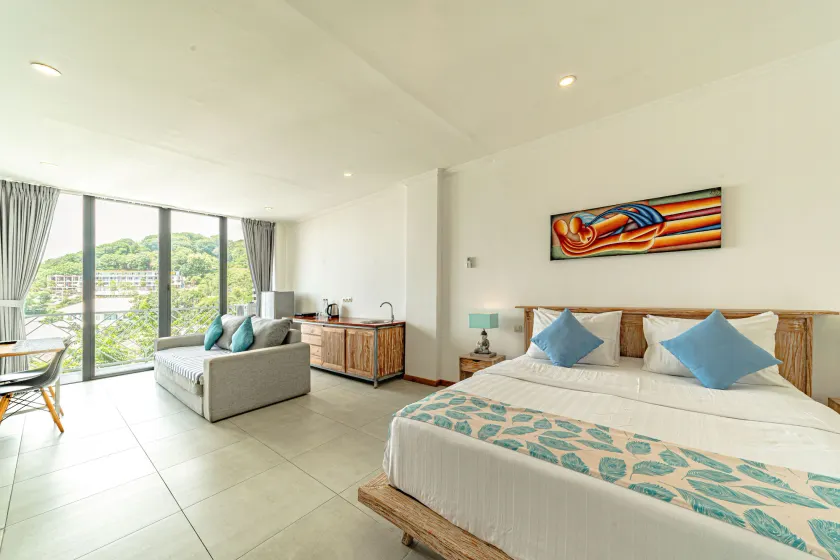 Komodo Suites Downtown - Image 1