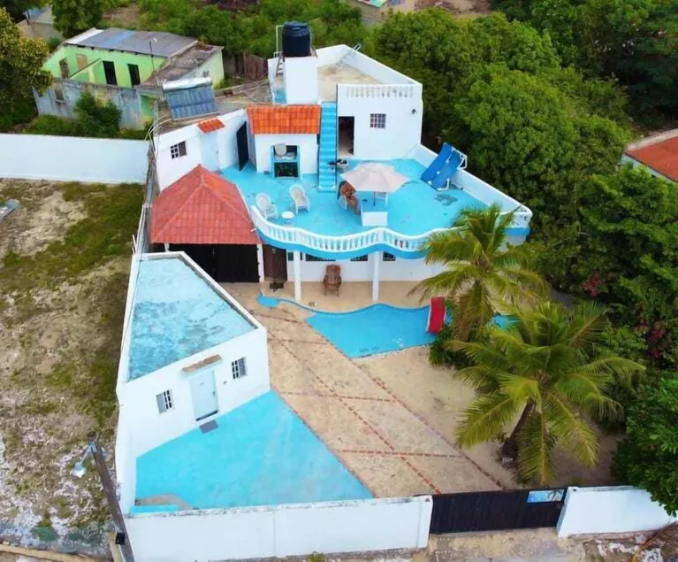 Guesthouse Villa La Isla - Image 1