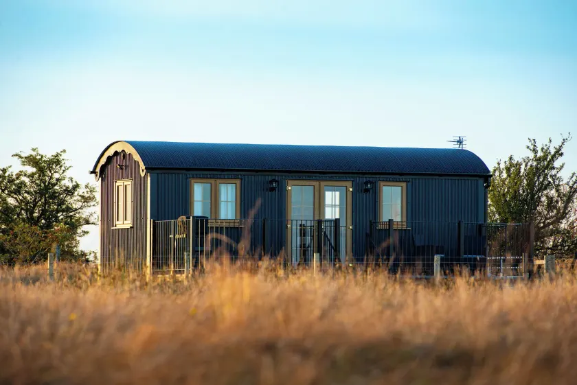 Head For The Hills Glamping - Skylark Shepherd's Hut - Image 1