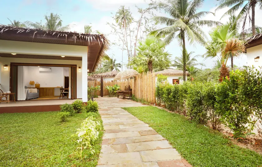 Mint Lotus Resort - Koh Kood - Image 1