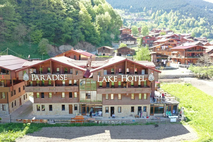 PARADİSE LAKE HOTEL - Image 1