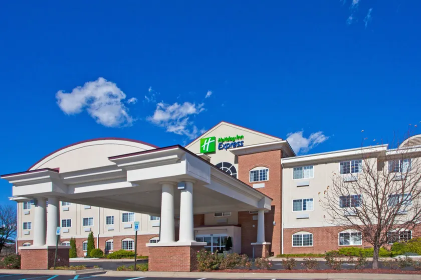 Holiday Inn Express Hotel & Suites Charlotte by IHG - Image 1