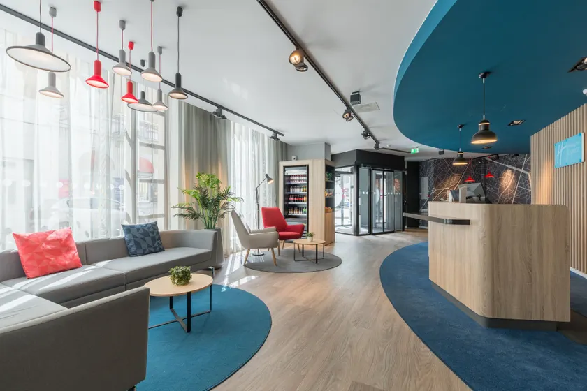 Holiday Inn Express Brussels-Grand-Place by IHG - Interior entrance