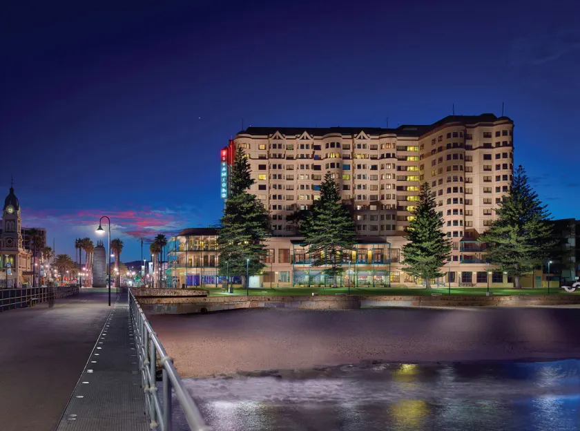Stamford Grand Adelaide - Image 1