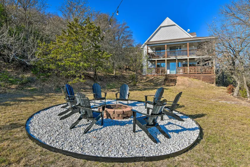 Spacious Family Home on the Water + Boat Dock - Image 1