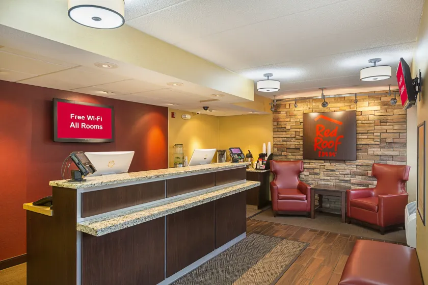 Red Roof Inn Lansing West - MSU - Image 1