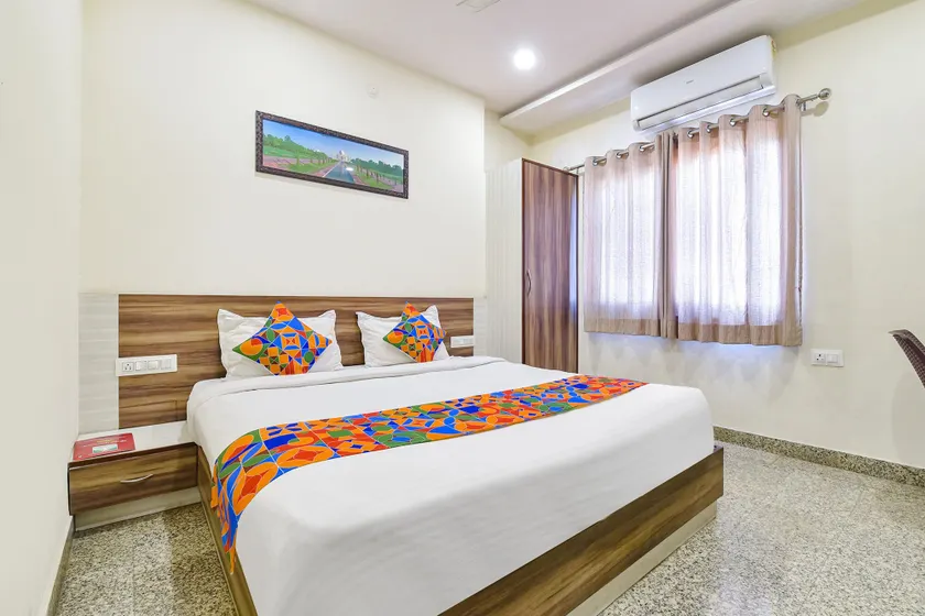 Fabhotel Vardan Villa - Image 1