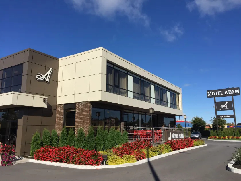 Motel Adam - Image 1