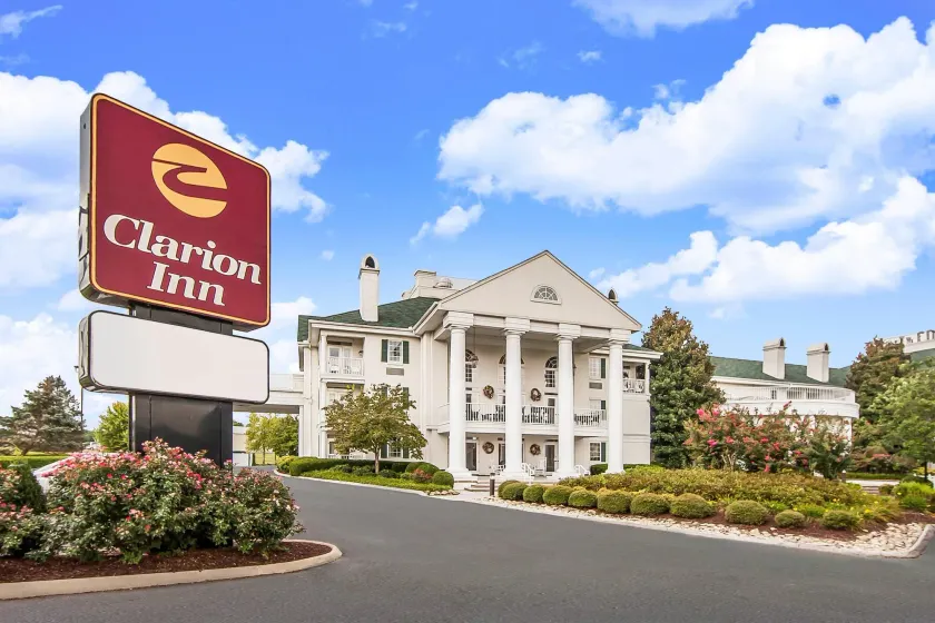 Clarion Inn Willow River - Image 1