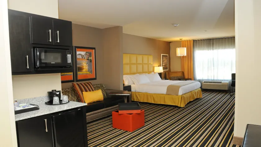 Holiday Inn Express Covington-Madisonville by IHG - Værelse