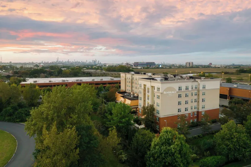 Residence Inn East Rutherford Meadowlands - Image 1