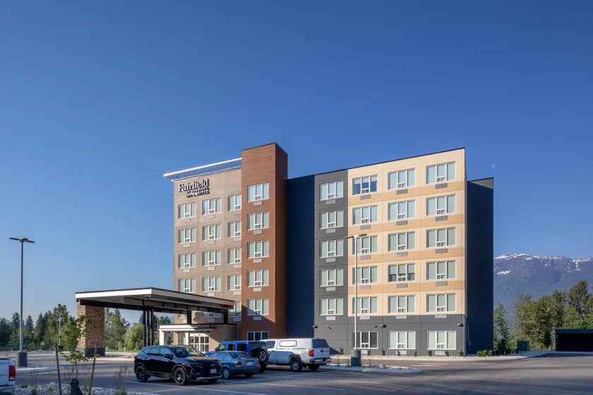 Fairfield by Marriott Inn & Suites Revelstoke - Image 1