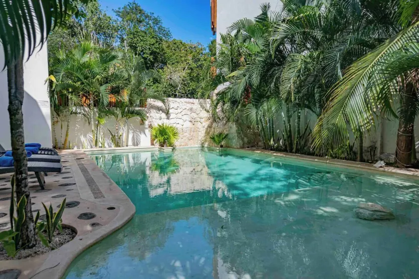 Niik Tulum - Image 1
