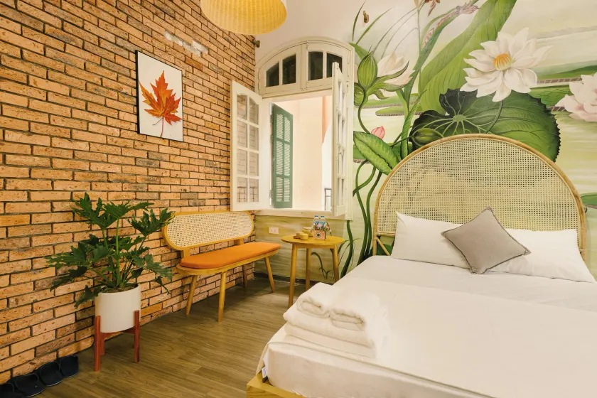 Eden Westlake Hotel - Image 1