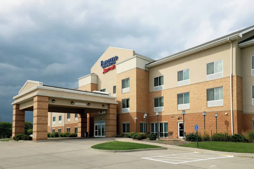 Fairfield Inn & Suites Des Moines Airport - Image 1