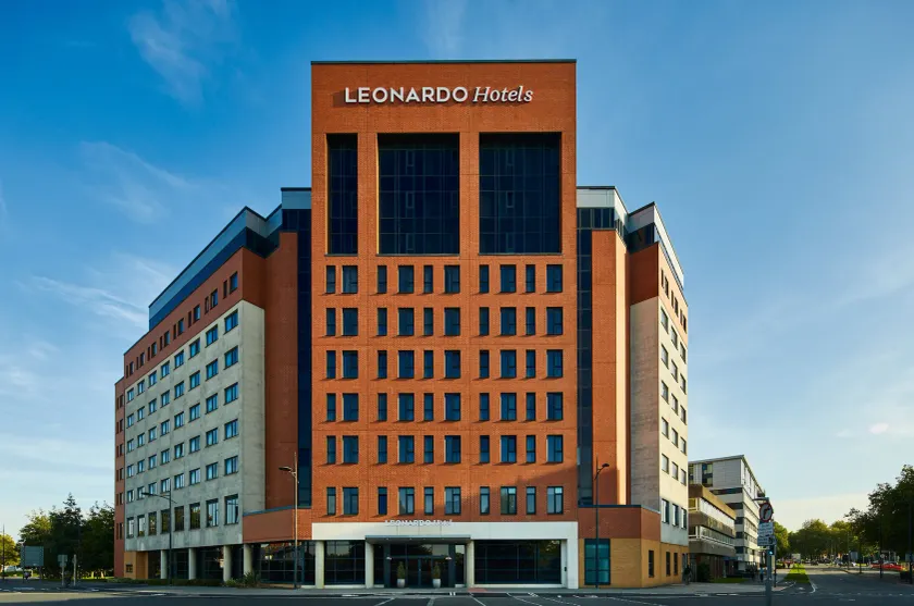 Leonardo Hotel Swindon - Image 1