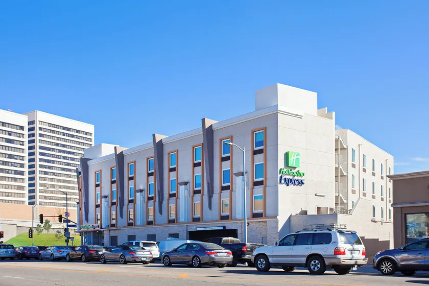 Holiday Inn Express West Los Angeles by IHG - Image 1