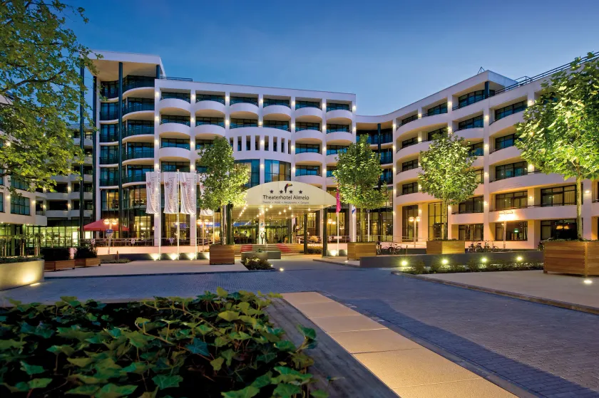 Van der Valk Theaterhotel Almelo - Image 1