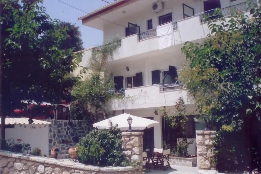Yasemi Rooms - Image 1