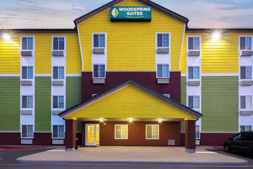 WoodSpring Suites Tyler Rose Garden - Image 1