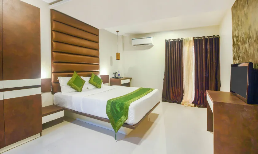 Treebo Blue Moon Powai - Image 1